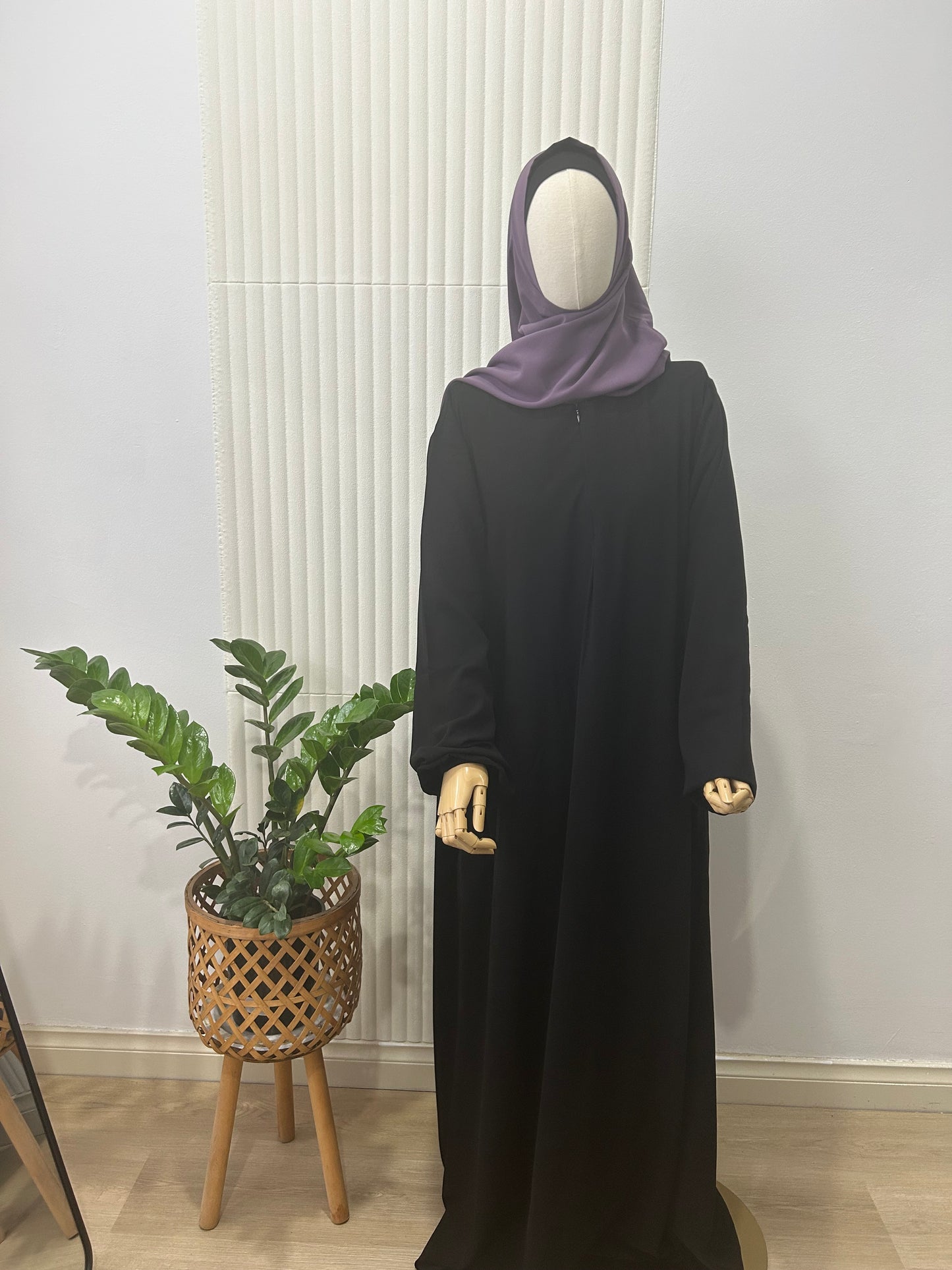 Stream Abaya - Jetblack