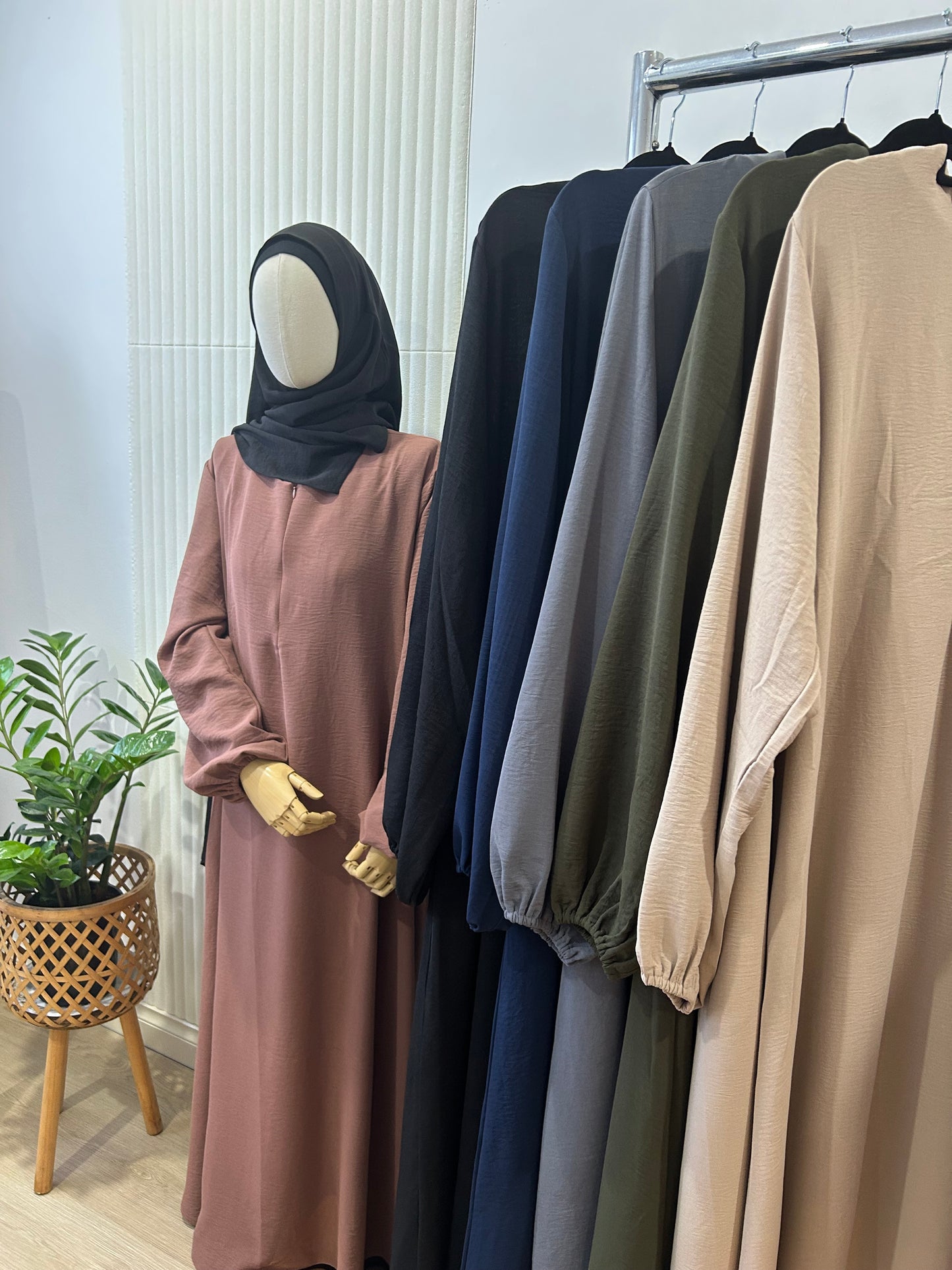 XL Ripple Abaya - Crinkle Fabric