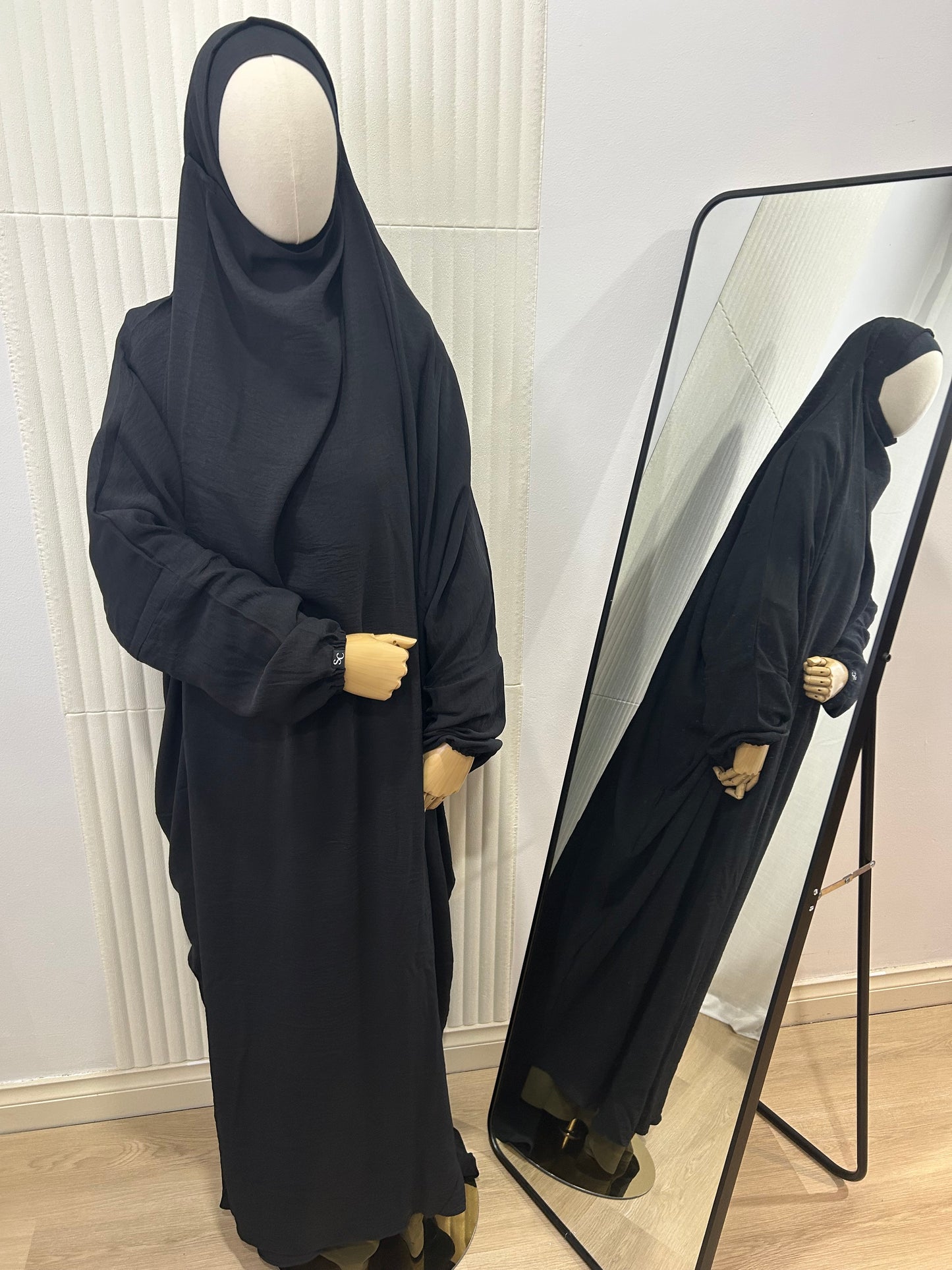 Full-Length Sleeved Khimar - Crinkle Fabric