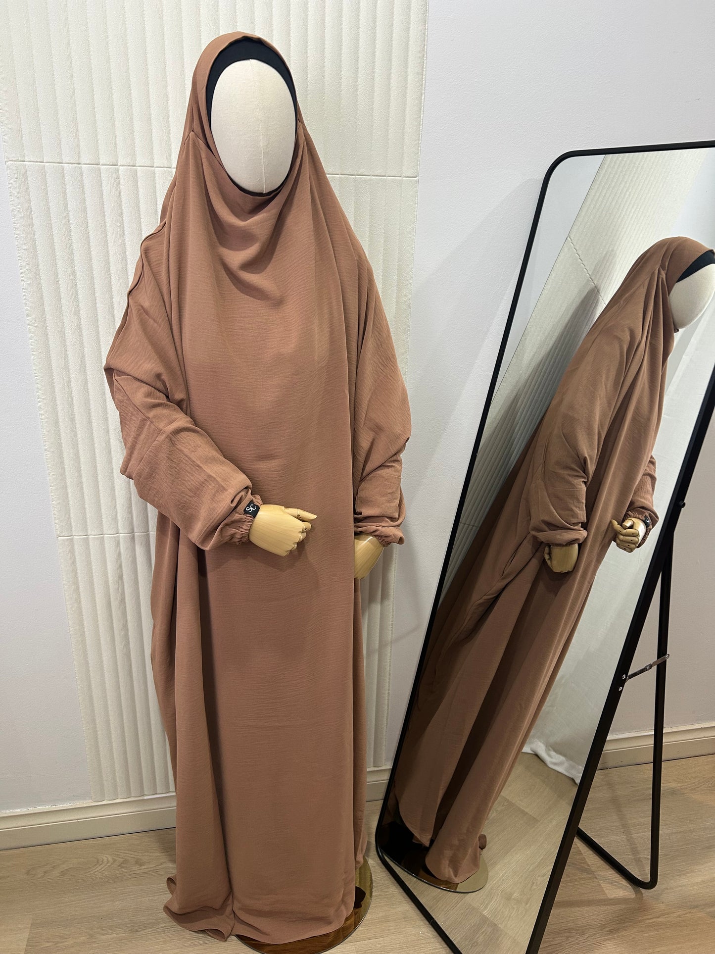 Full-Length Sleeved Khimar - Crinkle Fabric