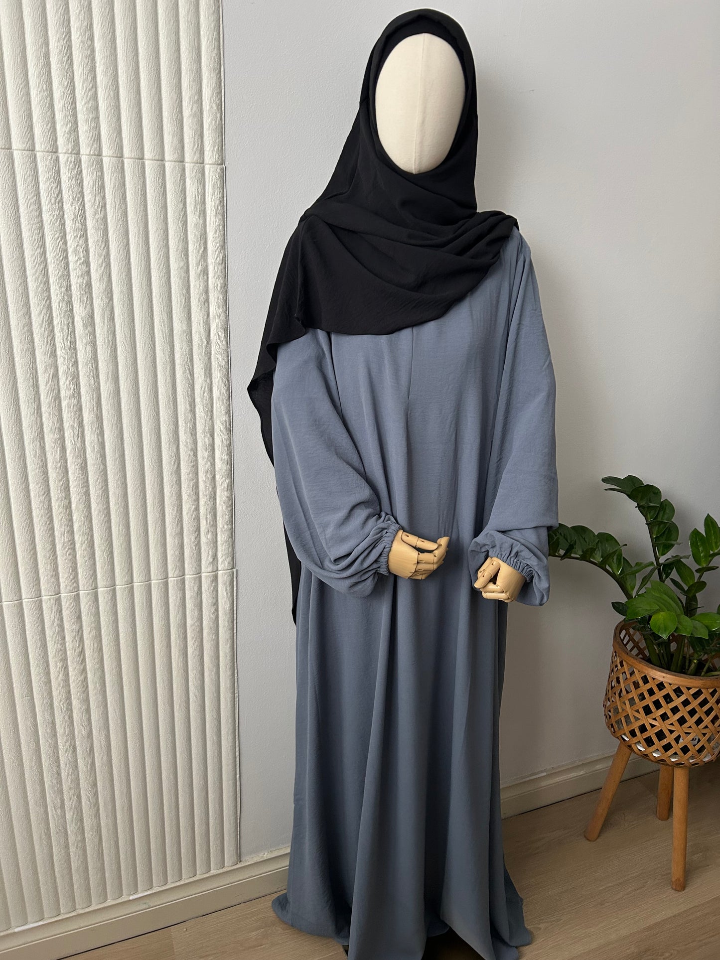 Ripple Abaya - Crinkle Fabric