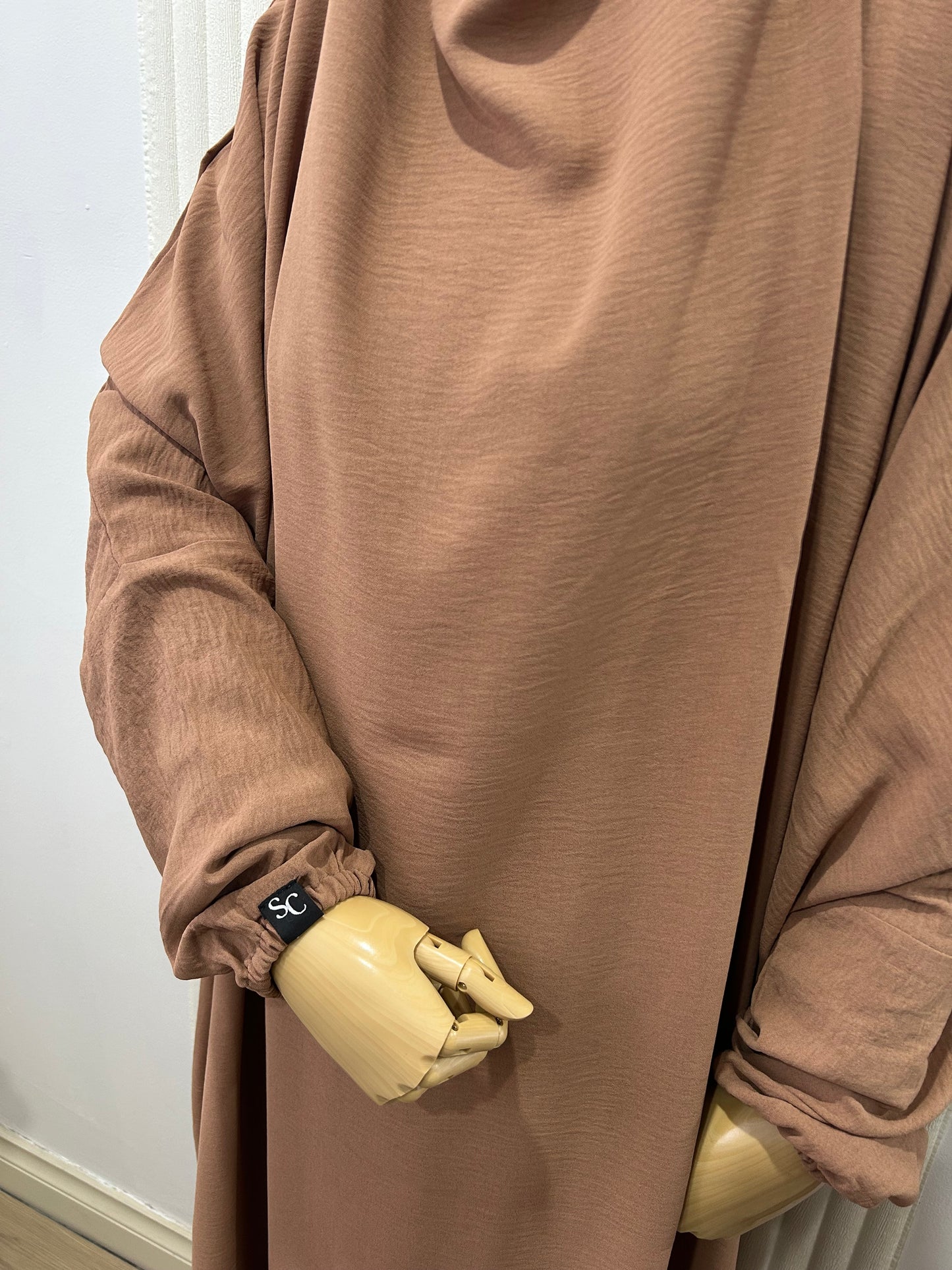 Full-Length Sleeved Khimar - Crinkle Fabric