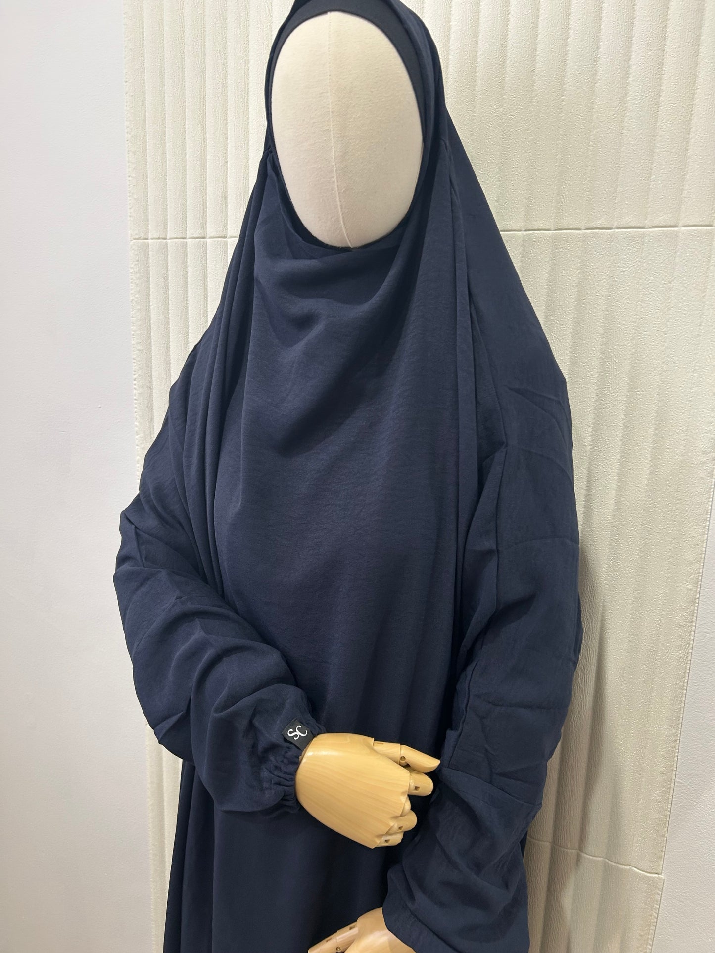 Full-Length Sleeved Khimar - Crinkle Fabric